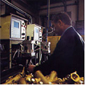Assemblaggio particolari meccanici